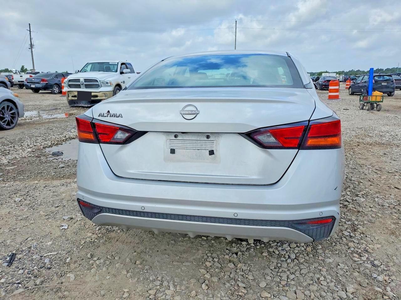 2024 NISSAN ALTIMA S — Фото 6 из 12
