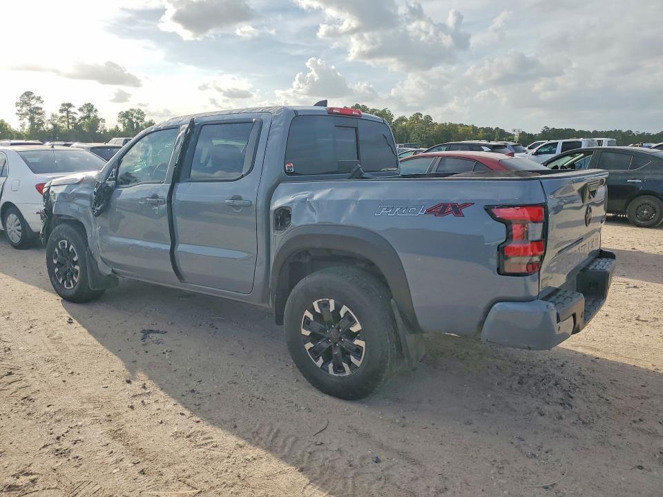 2024 NISSAN FRONTIER PRO-4X — Фото 2 из 12