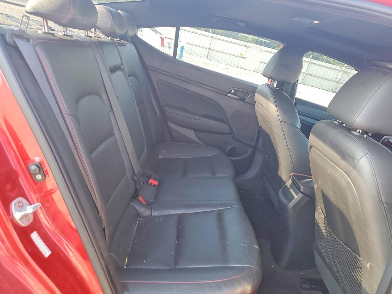 2018 HYUNDAI ELANTRA SPORT — Фото 10 из 12