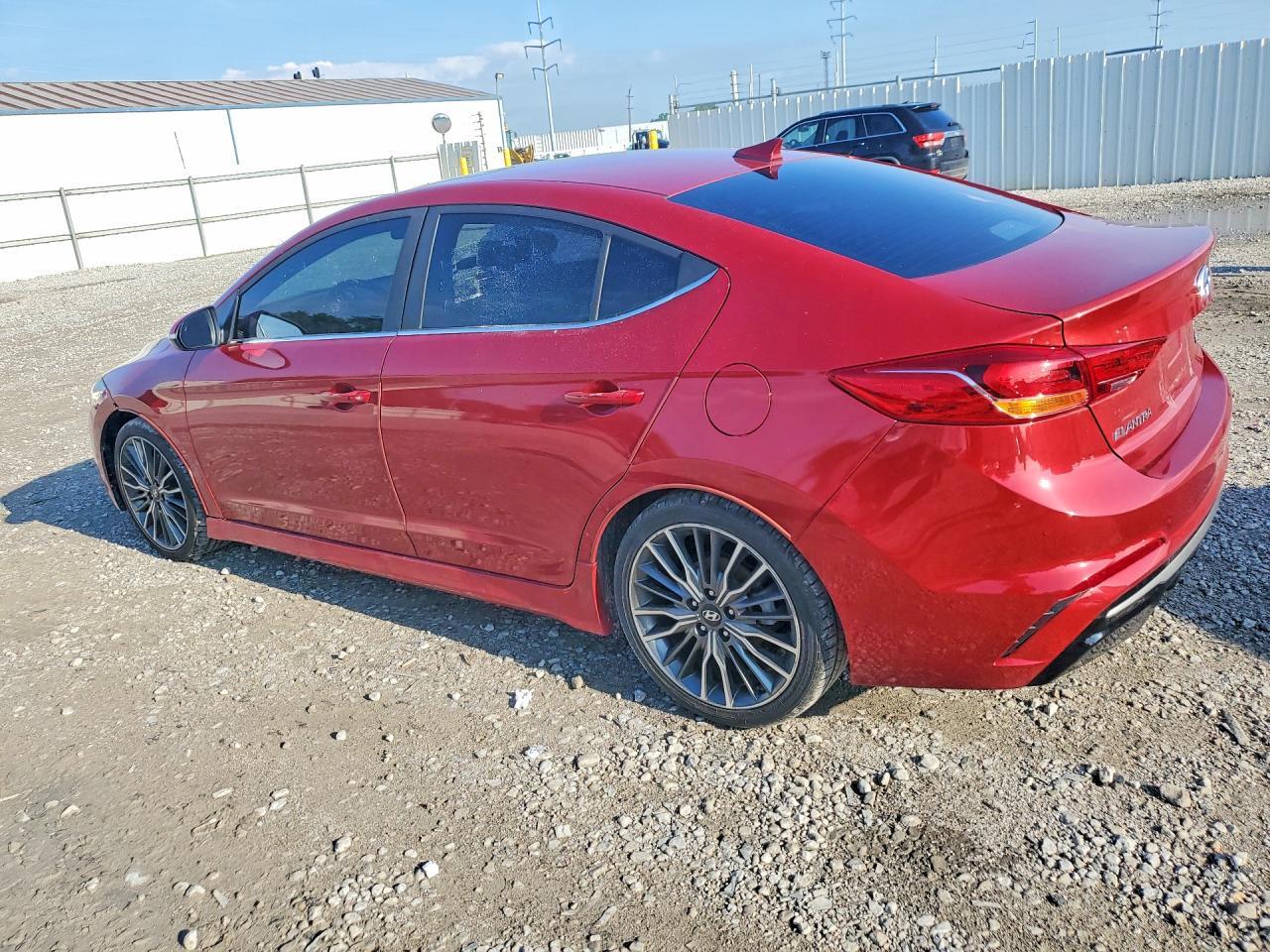 2018 HYUNDAI ELANTRA SPORT — Фото 2 из 12