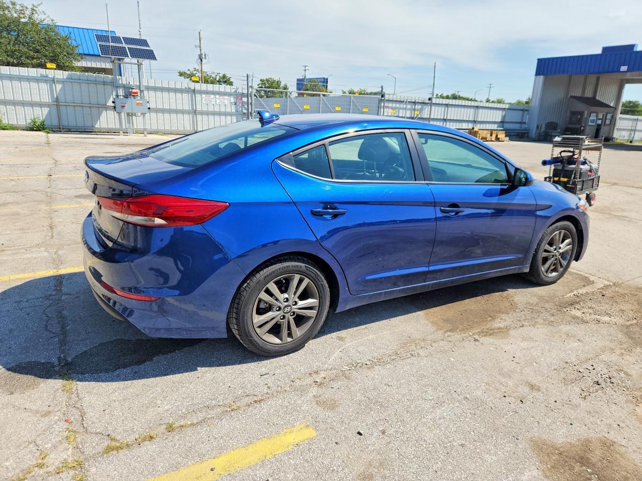 2018 HYUNDAI ELANTRA VALUE EDITION — Фото 3 из 12
