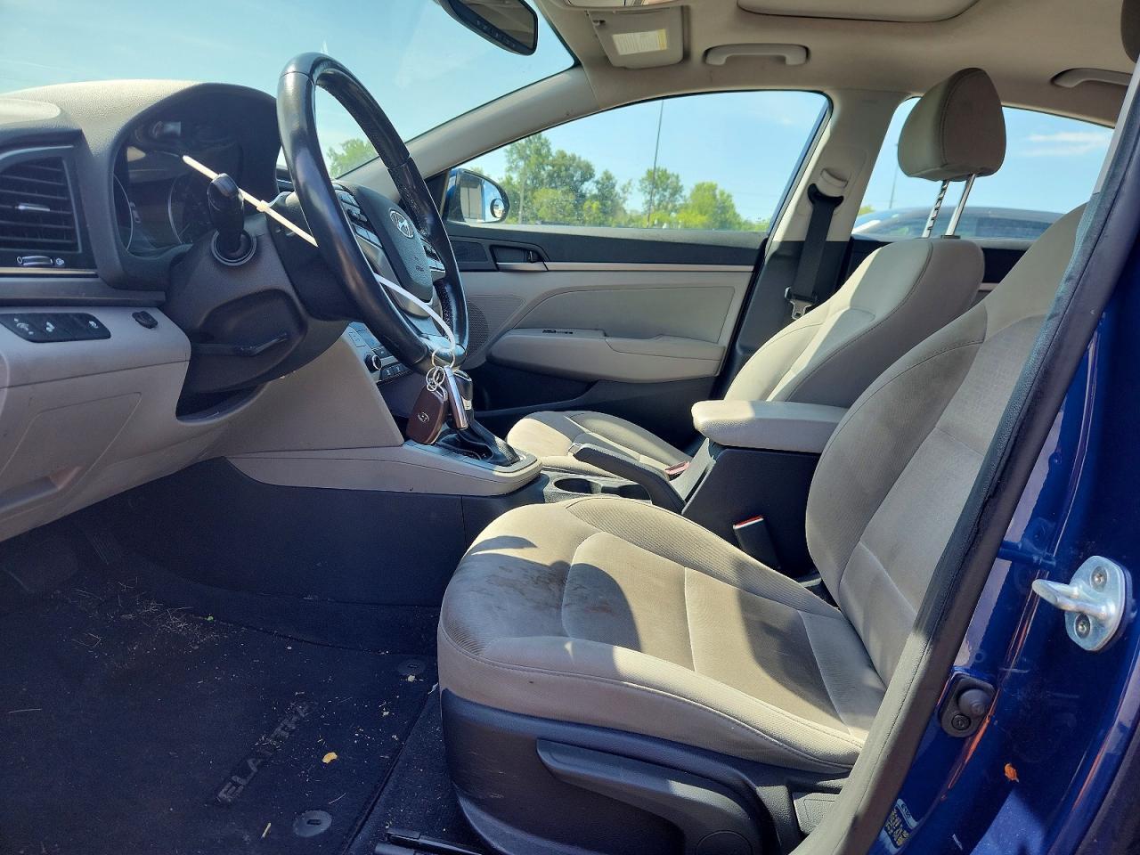 2018 HYUNDAI ELANTRA VALUE EDITION — Фото 7 из 12