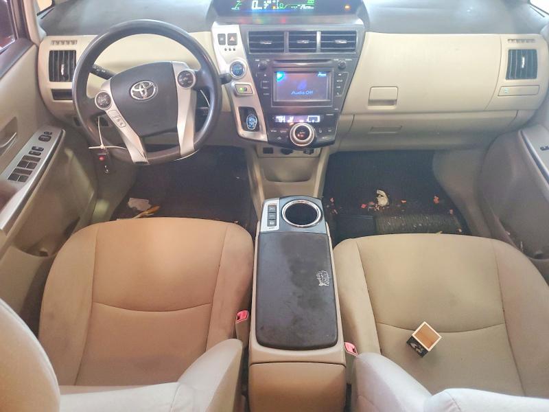 2012 TOYOTA PRIUS V TWO — Фото 8 из 12