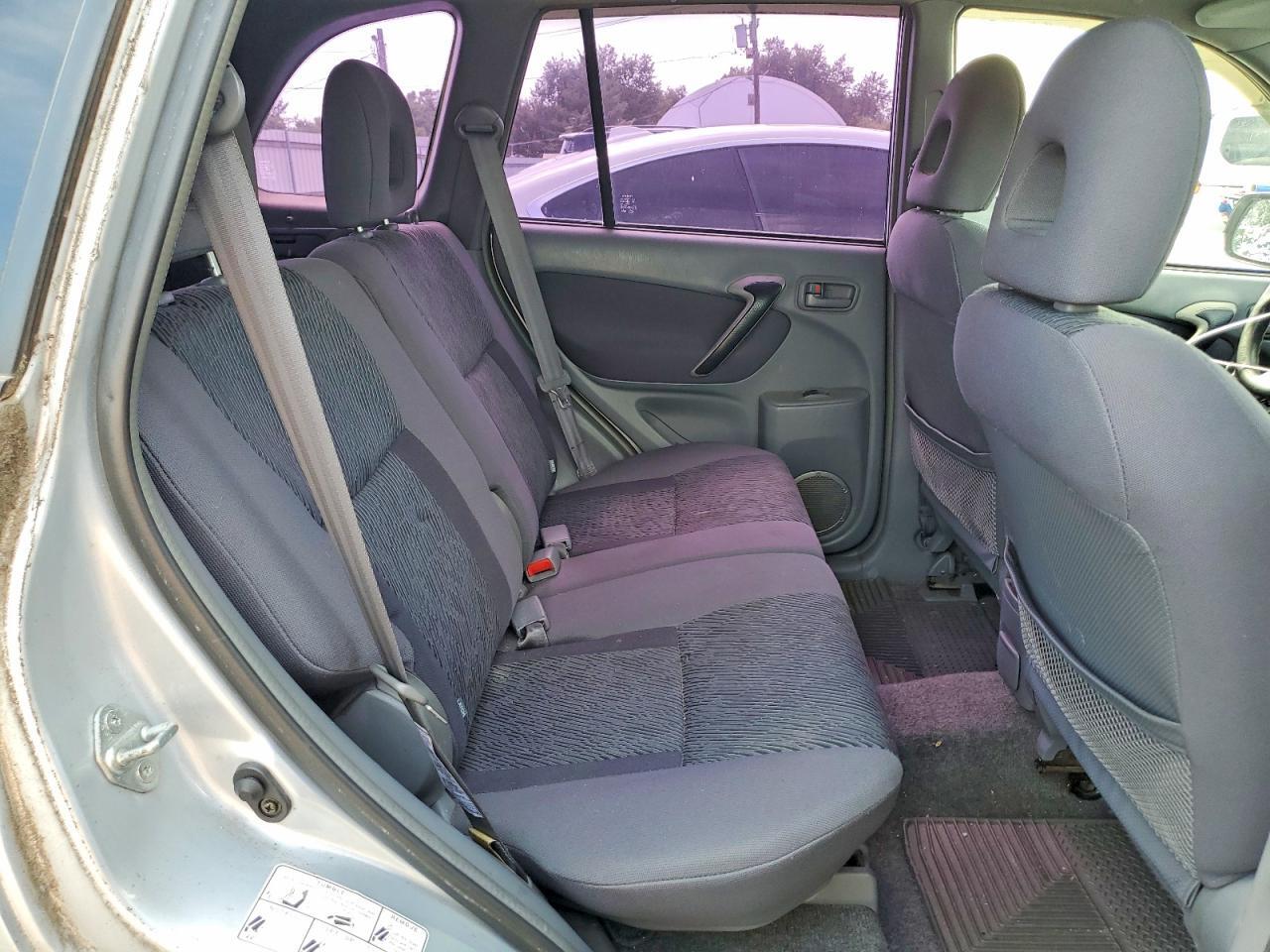 2003 TOYOTA RAV4 BASE — Фото 11 из 13