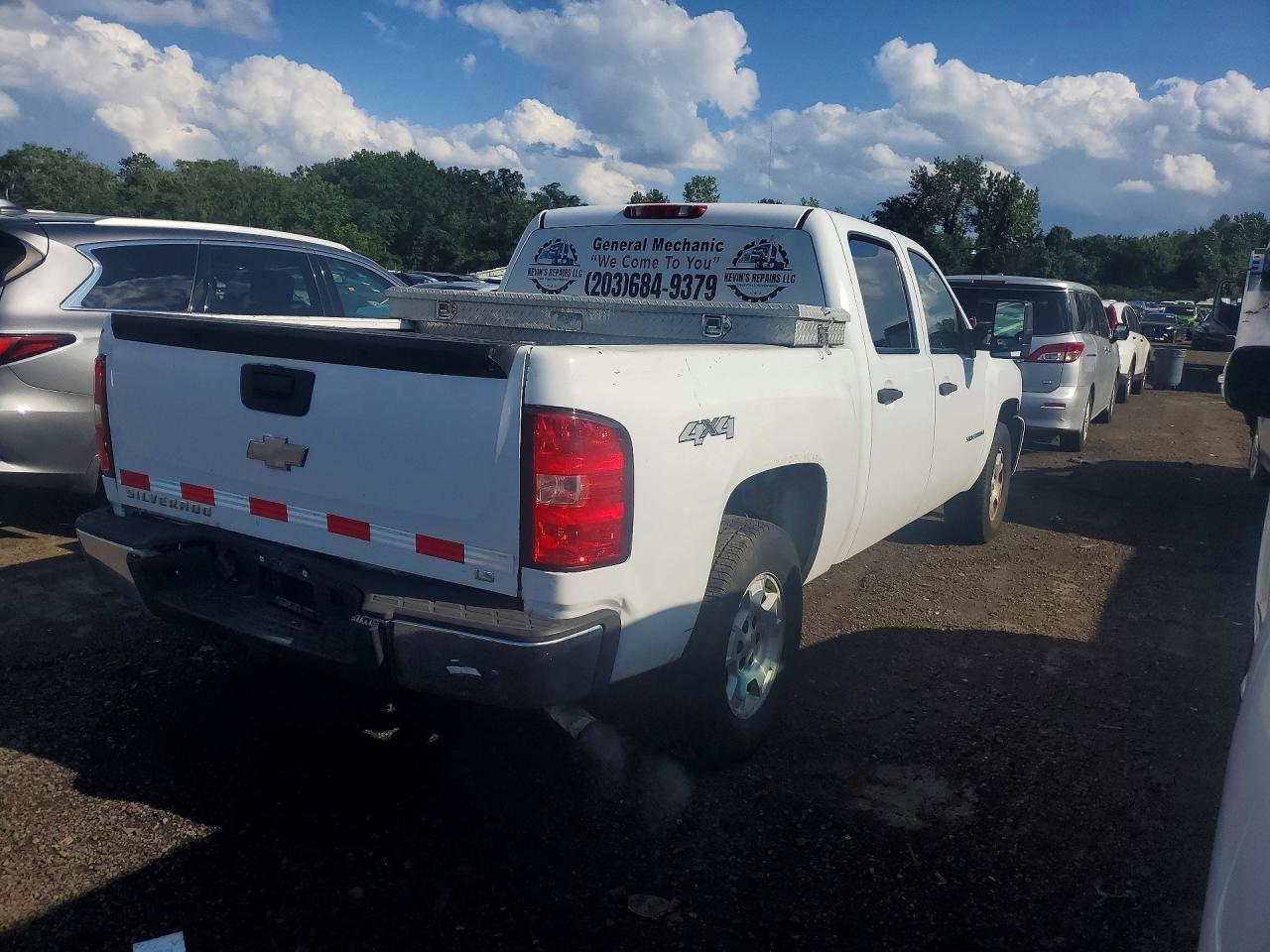 2008 CHEVROLET SILVERADO K1500 — Фото 3 из 12