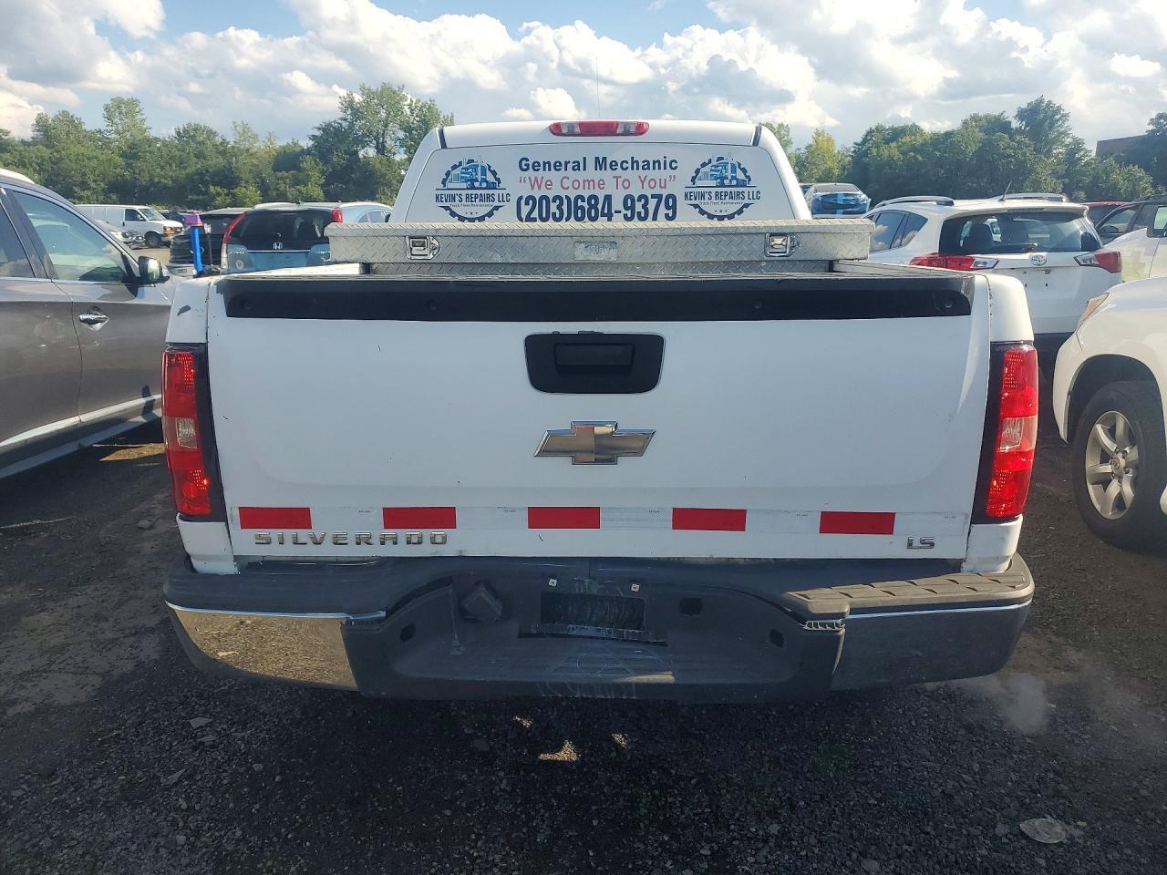 2008 CHEVROLET SILVERADO K1500 — Фото 6 из 12
