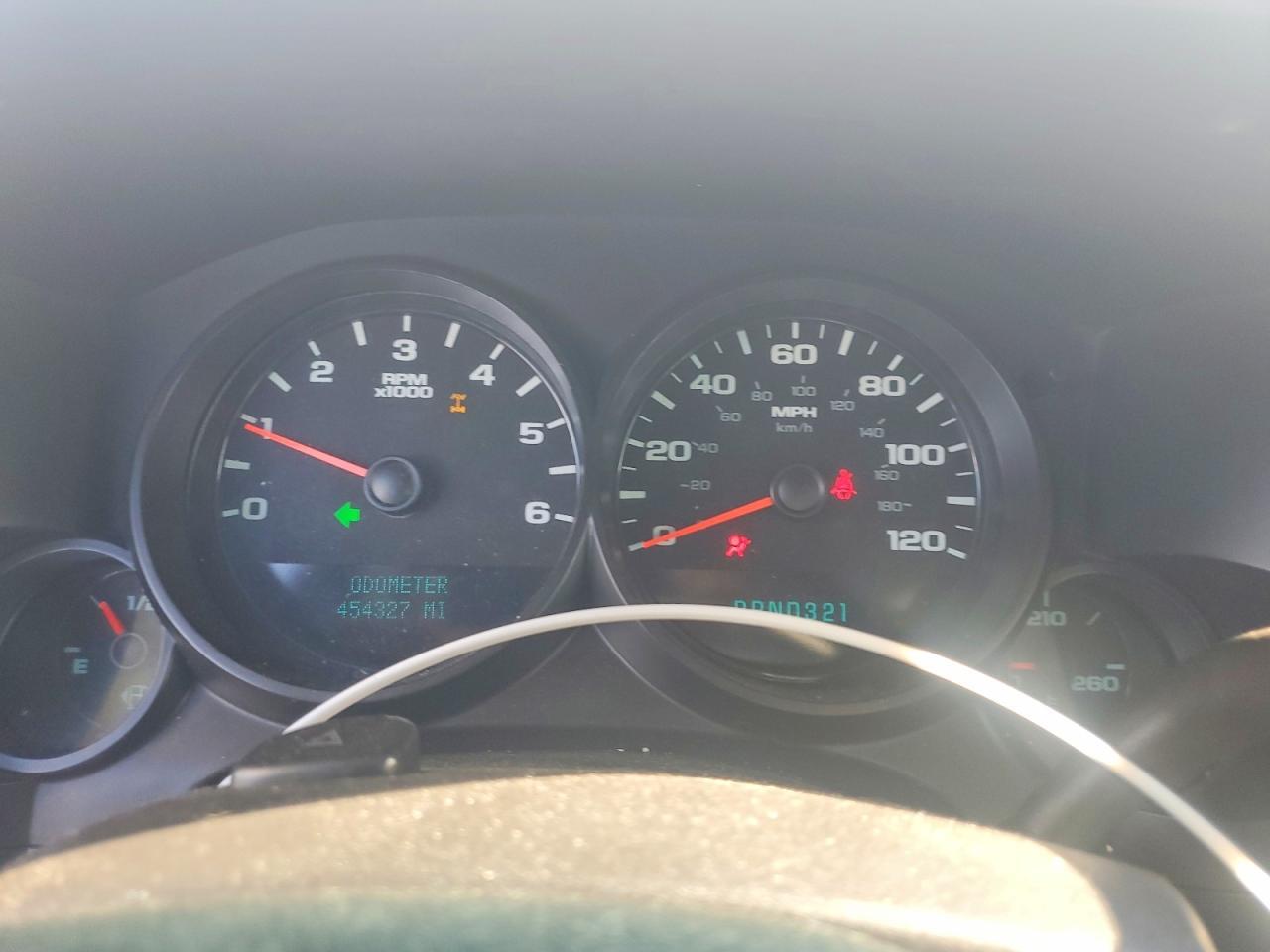 2008 CHEVROLET SILVERADO K1500 — Фото 9 из 12