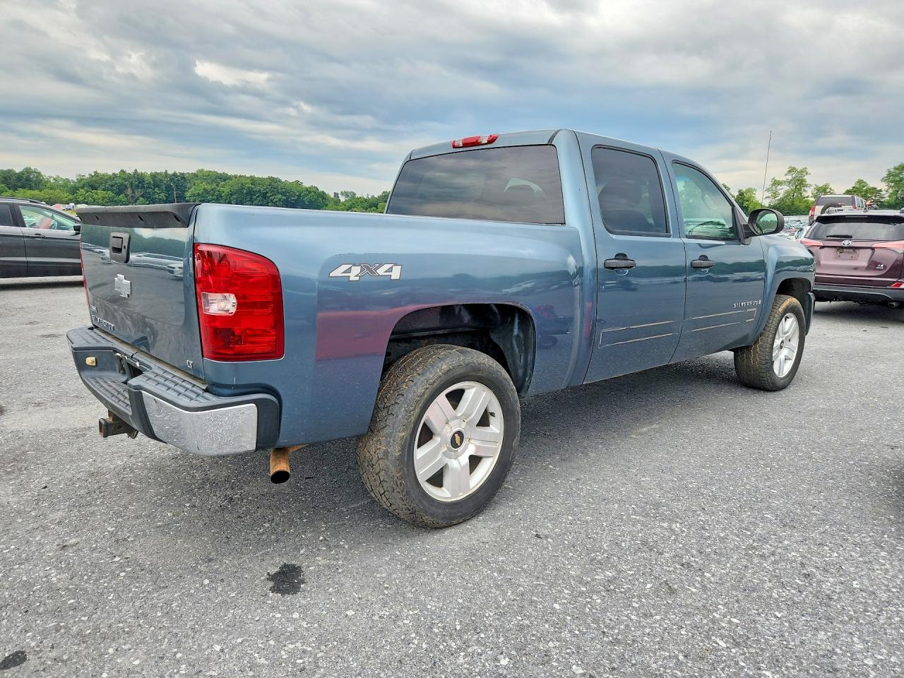 2008 CHEVROLET SILVERADO K1500 — Фото 3 из 12