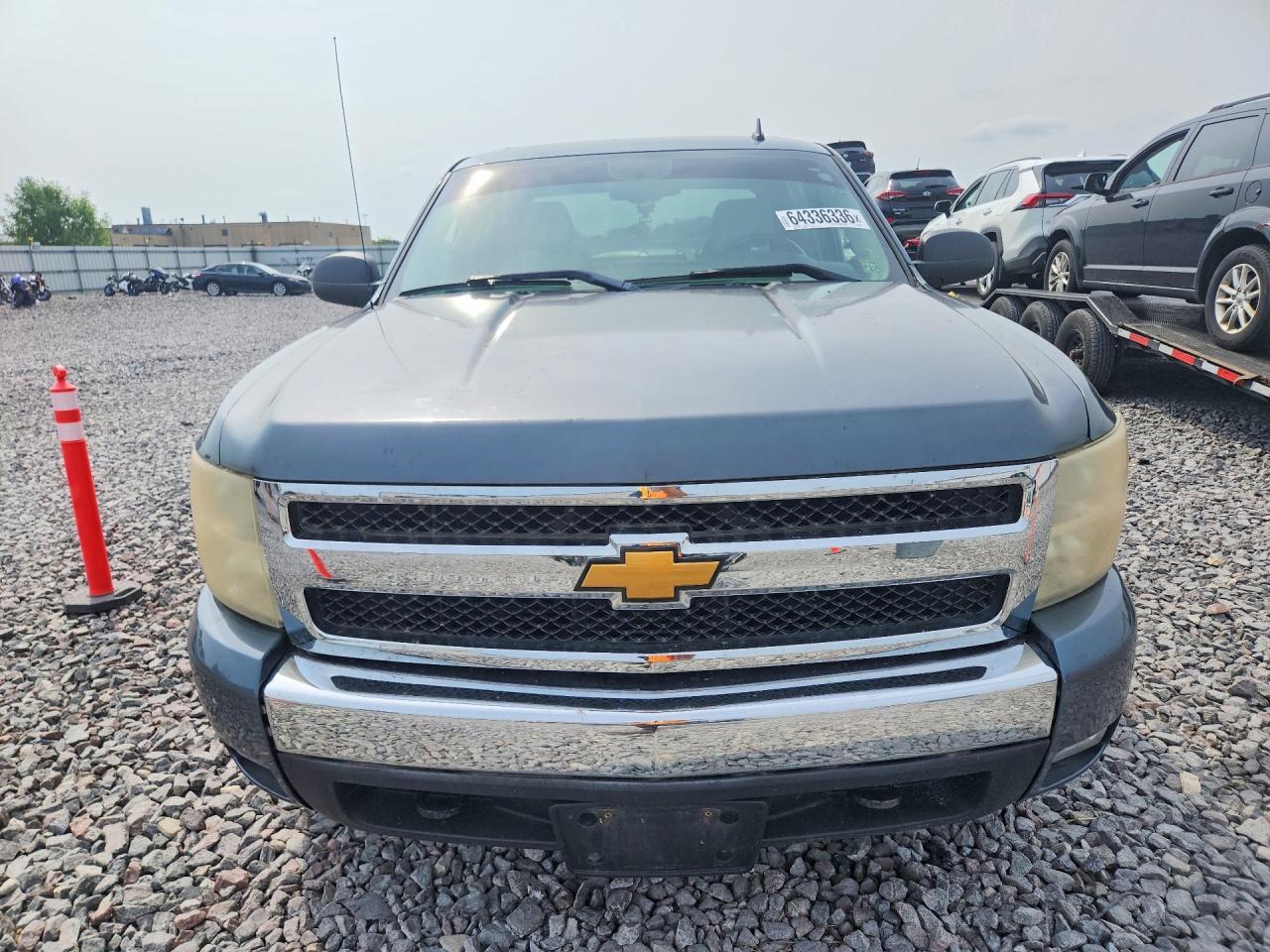 2008 CHEVROLET SILVERADO K1500 — Фото 5 из 13