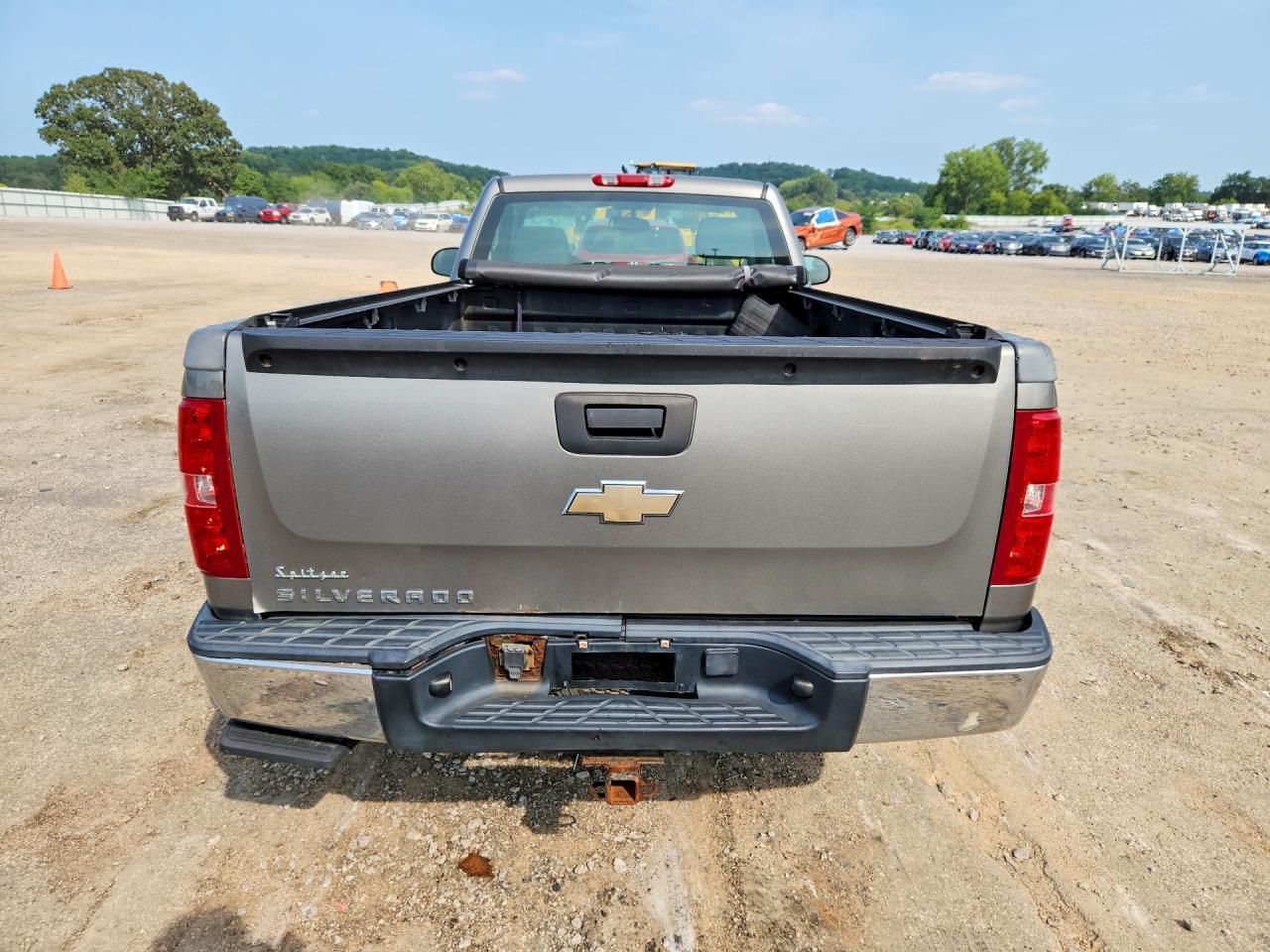 2008 CHEVROLET SILVERADO C1500 — Фото 6 из 12