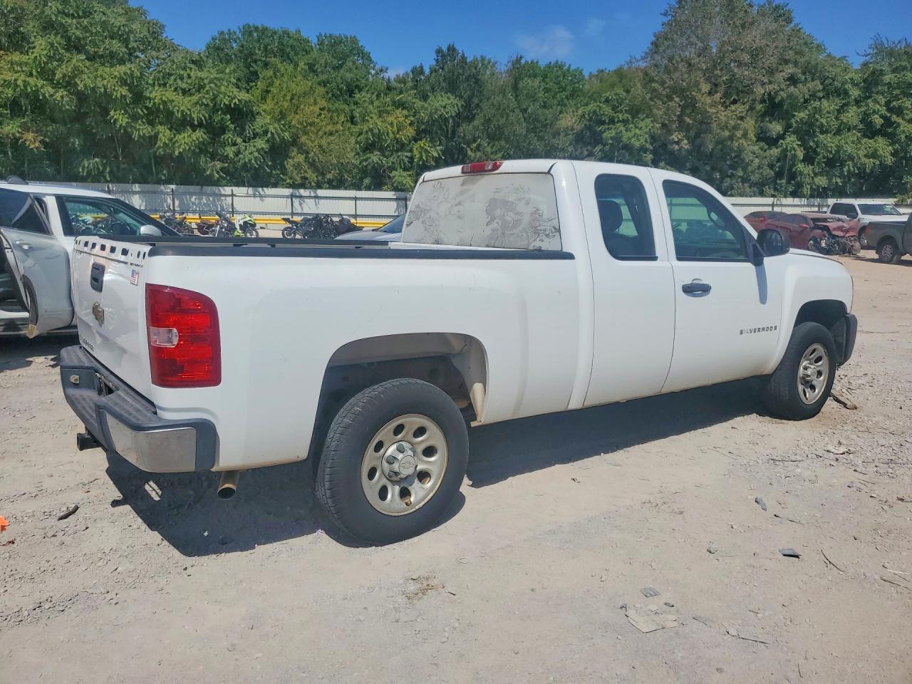 2008 CHEVROLET SILVERADO C1500 — Фото 3 из 12