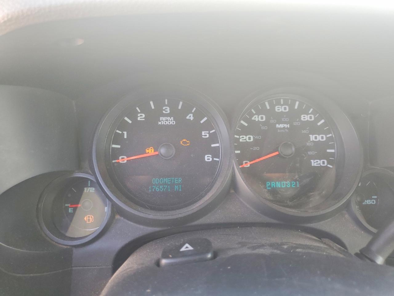 2008 CHEVROLET SILVERADO C1500 — Фото 9 из 12