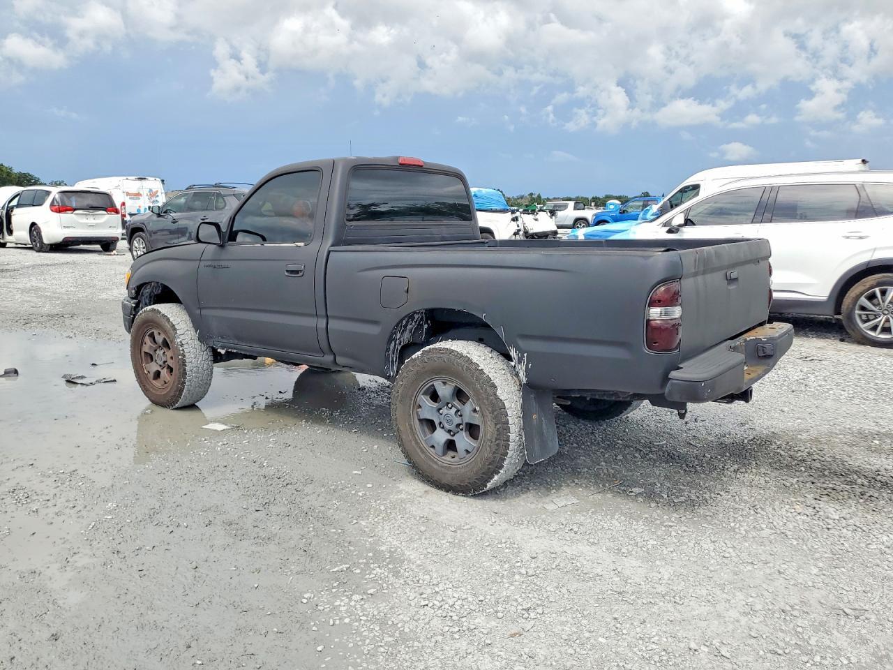 2003 TOYOTA TACOMA PRERUNNER — Фото 2 из 12