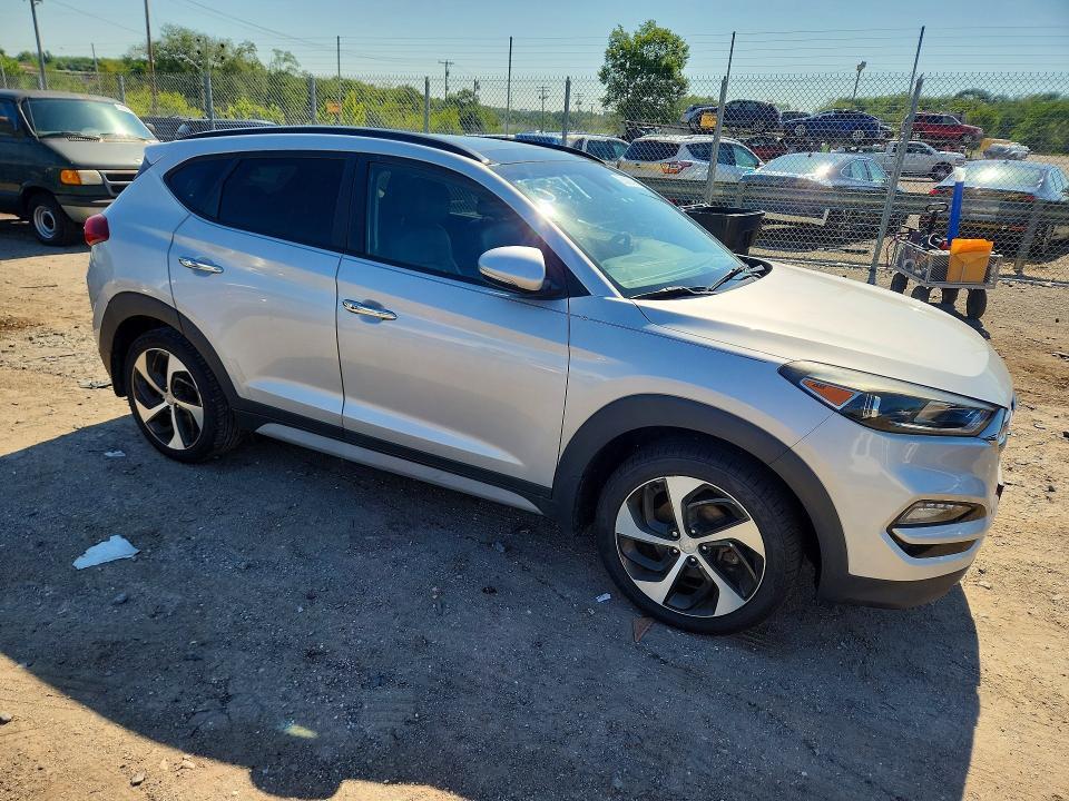 2018 HYUNDAI TUCSON LIMITED — Фото 4 из 13