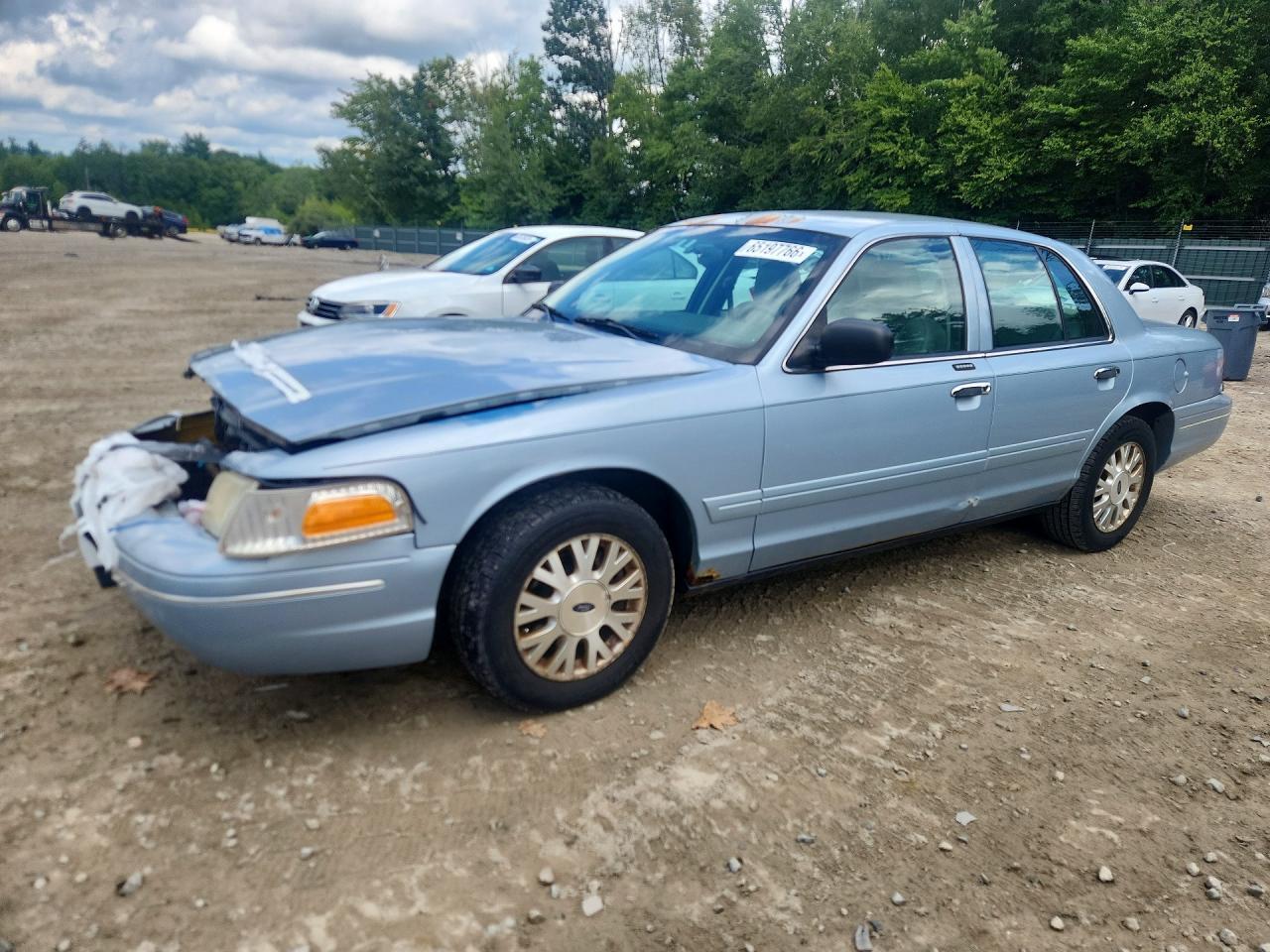2004 FORD CROWN VICTORIA 2FAFP74W64X126003