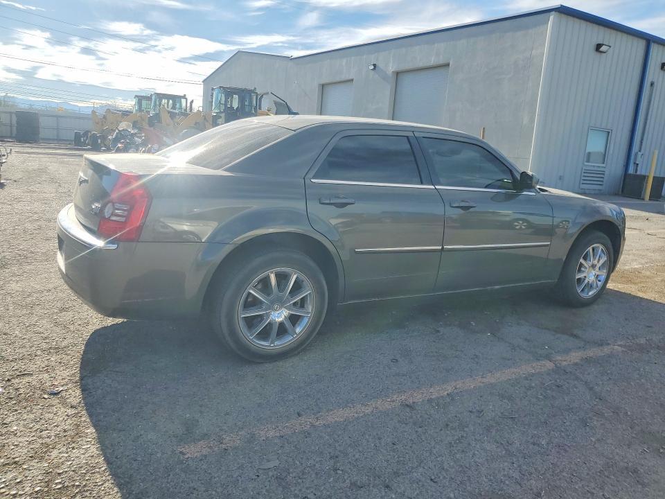 2008 CHRYSLER 300 LIMITED — Фото 3 из 12