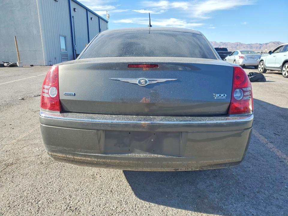 2008 CHRYSLER 300 LIMITED — Фото 6 из 12
