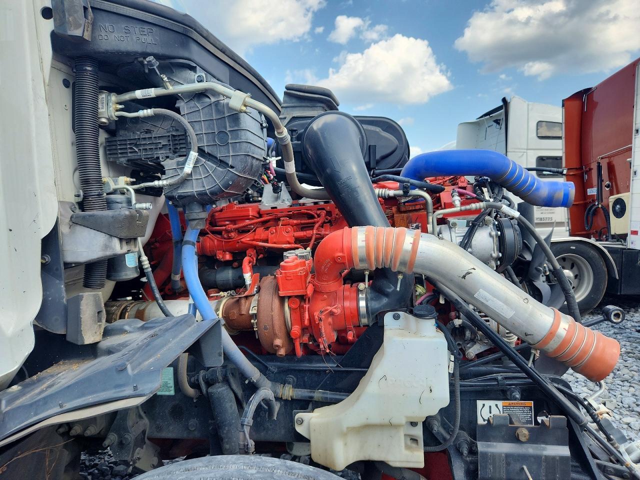 2024 PETERBILT 579 - SEMI TRUCK — Фото 10 из 12