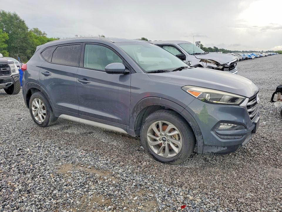 2018 HYUNDAI TUCSON SEL — Фото 4 из 14