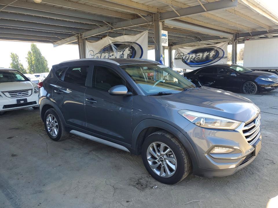 2018 HYUNDAI TUCSON SEL — Фото 4 из 12