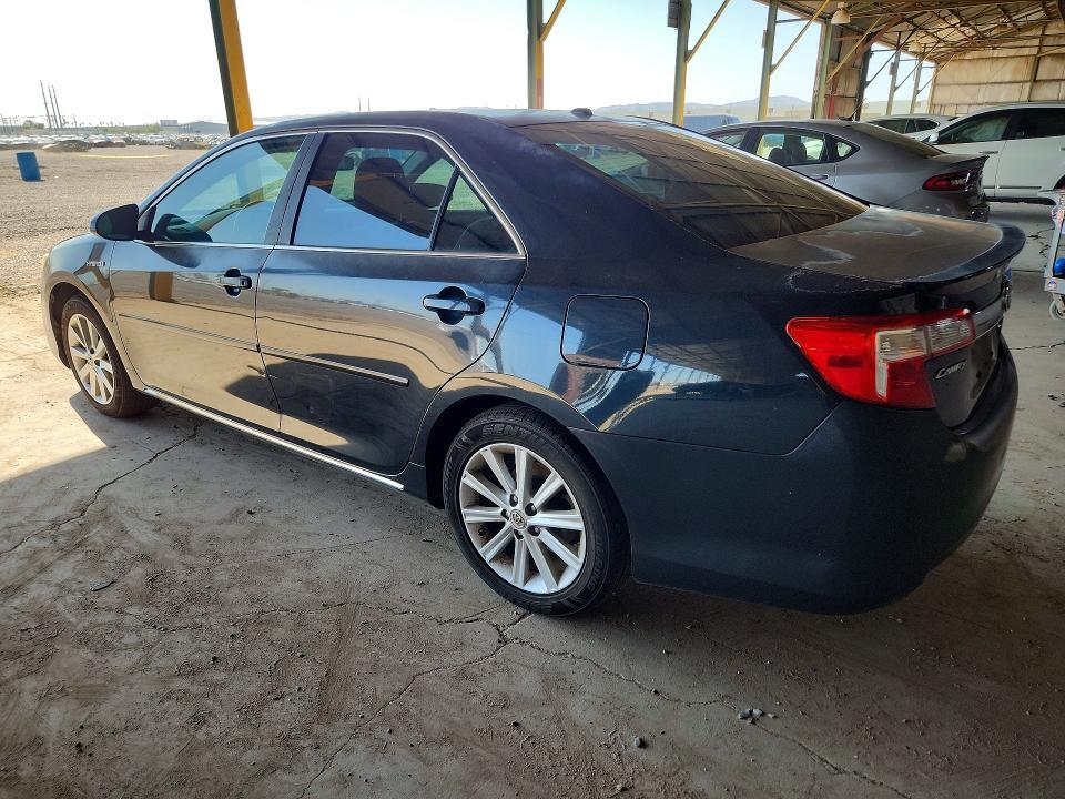 2012 TOYOTA CAMRY HYBRID XLE — Фото 2 из 12