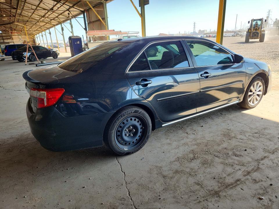 2012 TOYOTA CAMRY HYBRID XLE — Фото 3 из 12