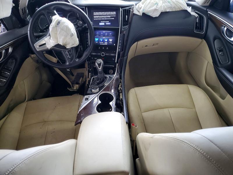 2018 INFINITI Q50 3.0T LUXE — Фото 8 из 11