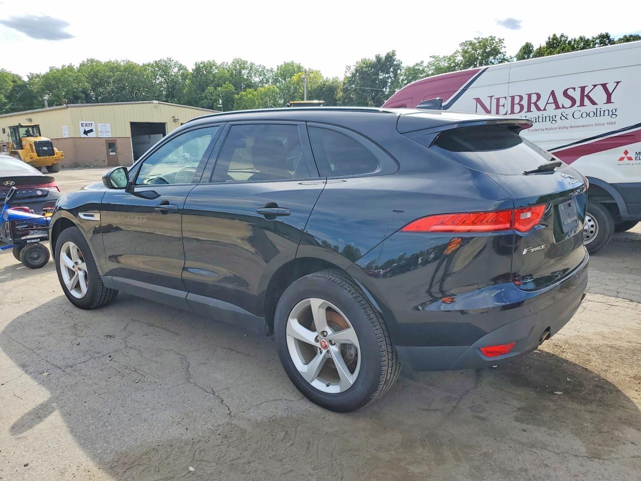 2018 JAGUAR F-PACE PREMIUM — Фото 2 из 13