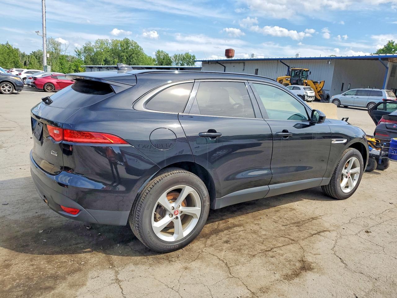 2018 JAGUAR F-PACE PREMIUM — Фото 3 из 13