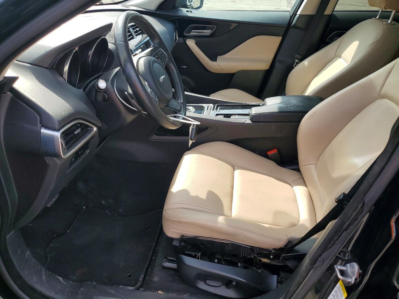 2018 JAGUAR F-PACE PREMIUM — Фото 7 из 13