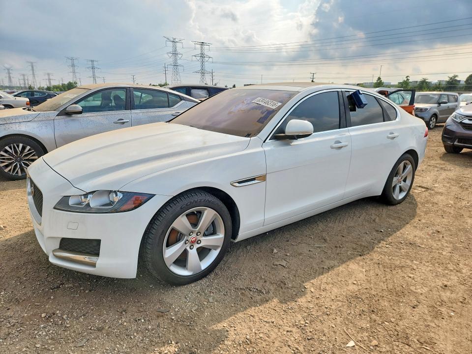 2018 JAGUAR XF SAJBR4FX1JCY69492