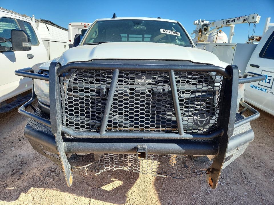 2024 RAM 2500 TRADESMAN — Фото 5 из 12