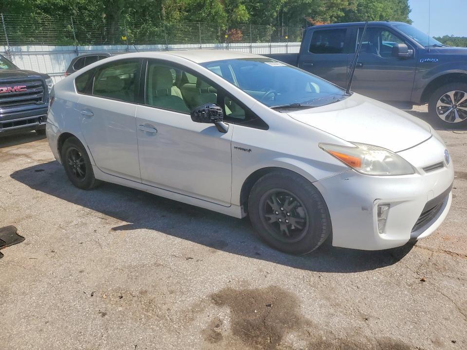 2012 TOYOTA PRIUS TWO — Фото 4 из 12