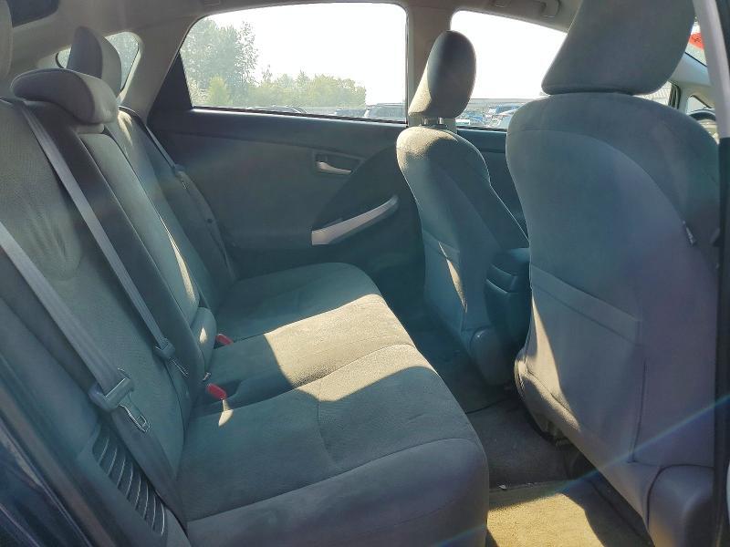 2012 TOYOTA PRIUS TWO — Фото 11 из 13