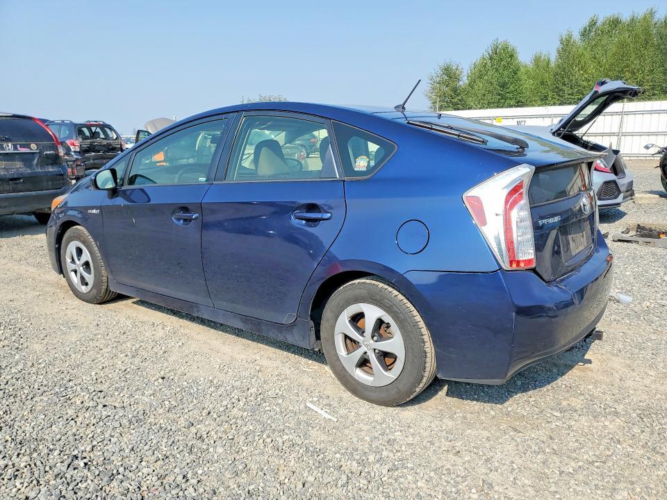 2012 TOYOTA PRIUS TWO — Фото 2 из 13
