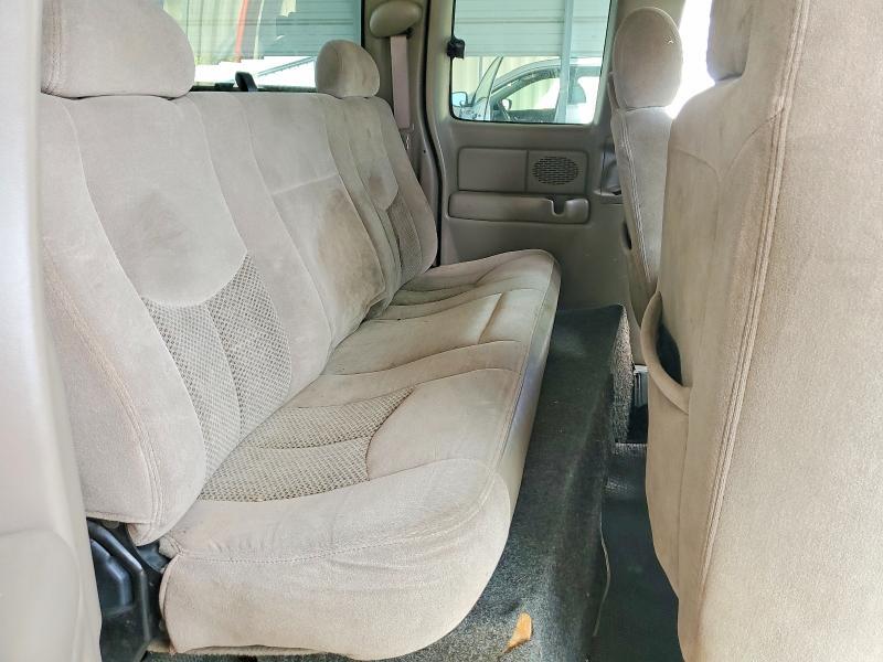 2004 CHEVROLET SILVERADO C1500 — Фото 10 из 14
