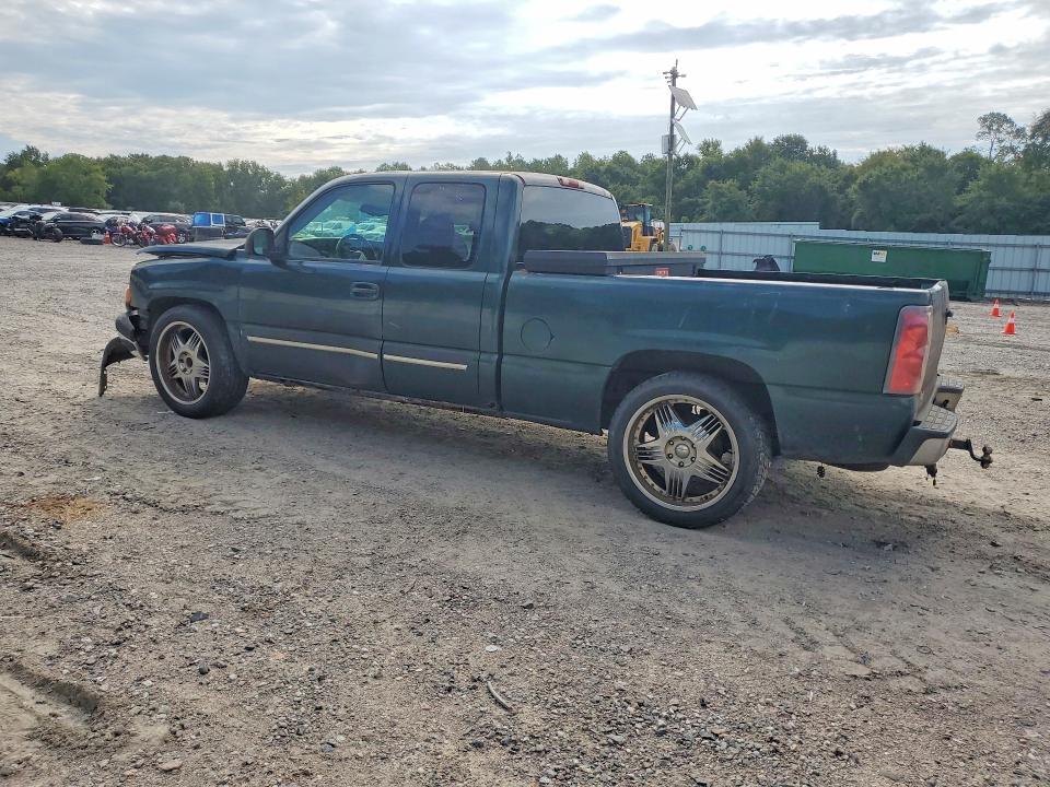 2004 CHEVROLET SILVERADO C1500 — Фото 2 из 14