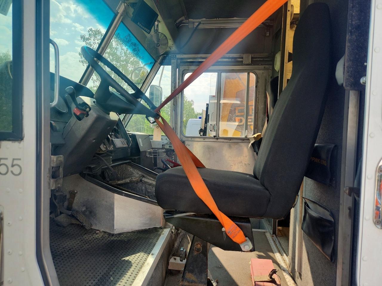 2008 FREIGHTLINER CHASSIS M LINE WALK-IN VAN — Фото 7 из 13