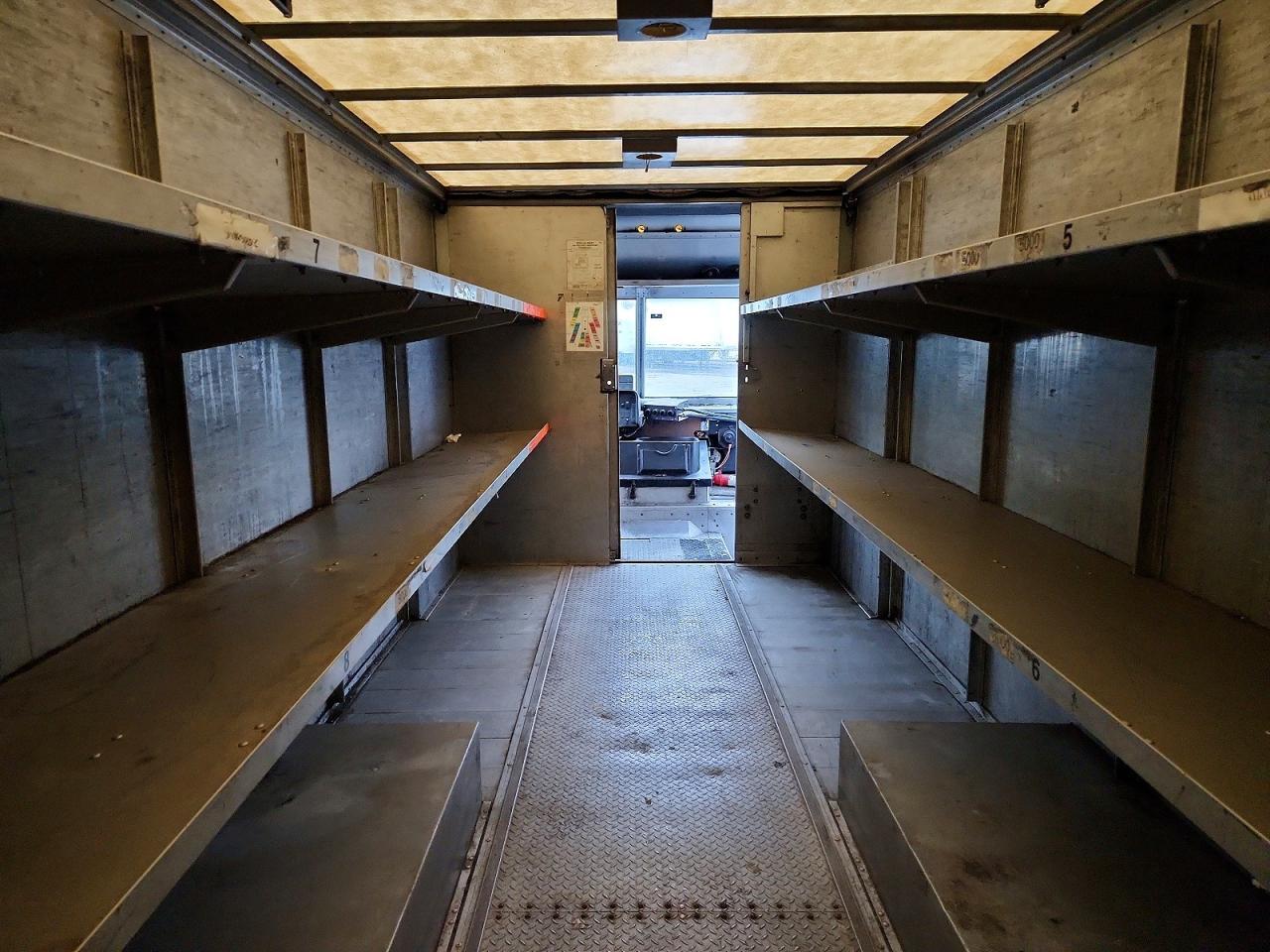 2008 FREIGHTLINER CHASSIS M LINE WALK-IN VAN — Фото 10 из 13