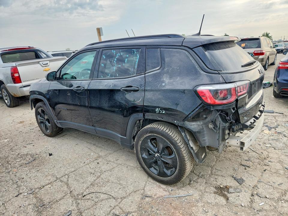 2018 JEEP COMPASS LATITUDE — Фото 2 из 13