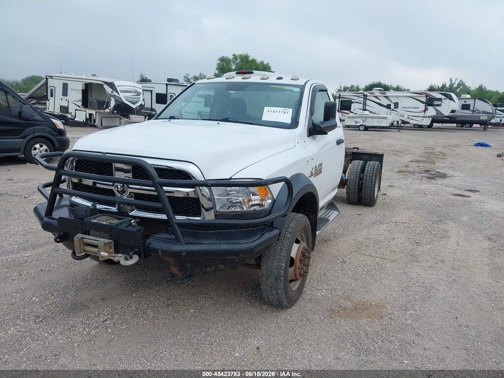 3C7WRNBL2GG307733 2016 RAM 5500 CHASSIS photo no. 2