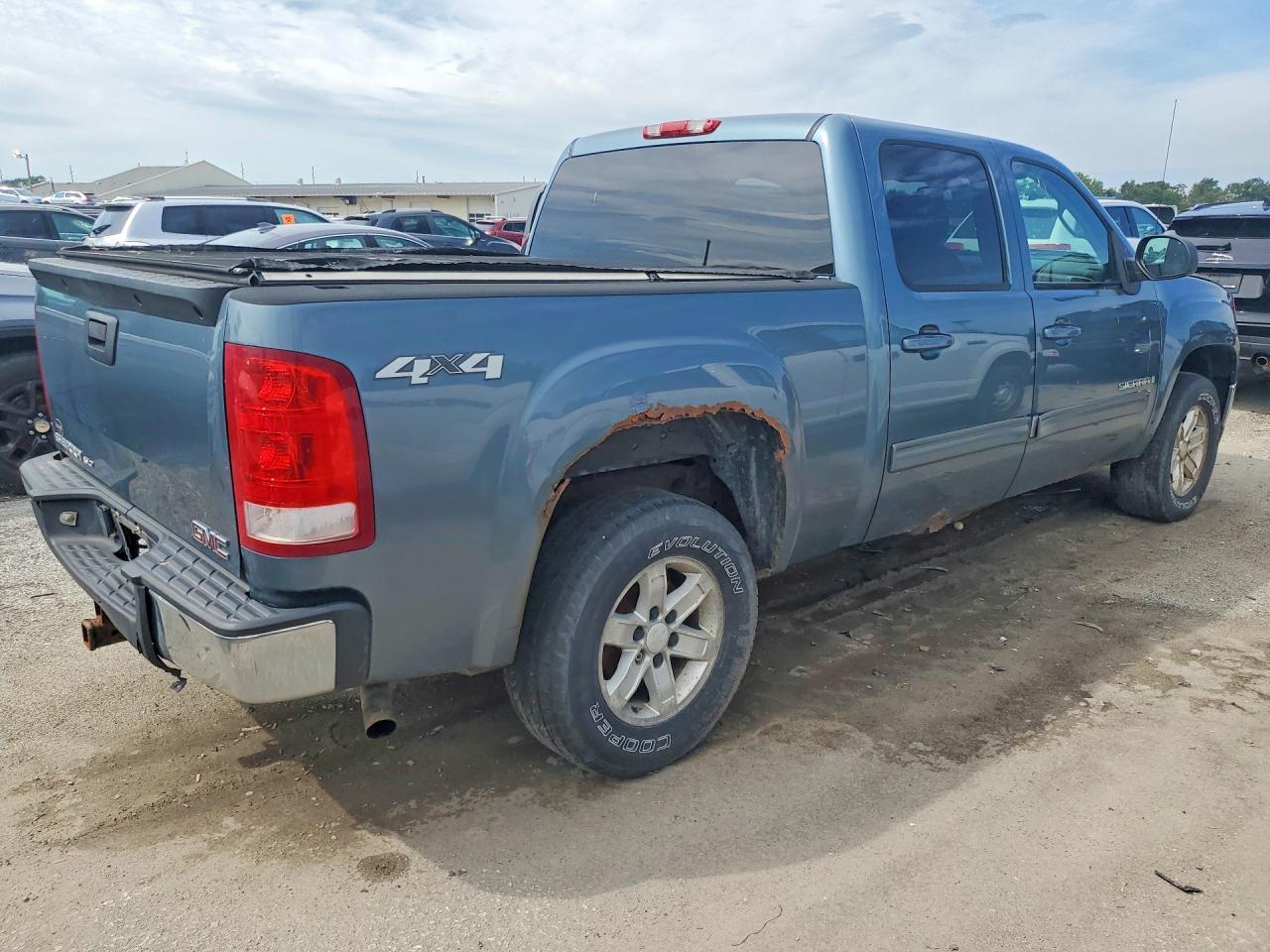 2008 GMC SIERRA K1500 — Фото 3 из 12
