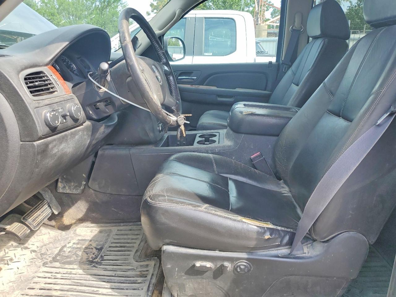 2008 GMC SIERRA K1500 — Фото 7 из 12