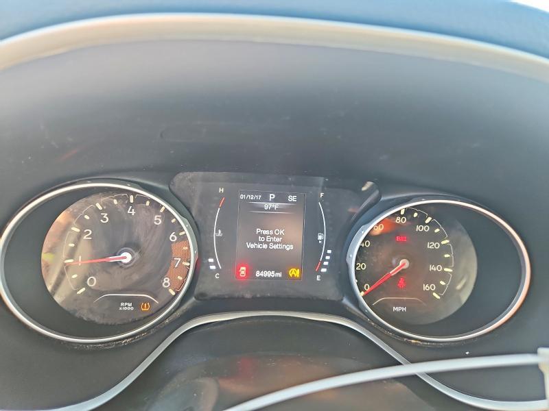 3C4NJDBB0JT360849 2018 JEEP COMPASS photo no. 9