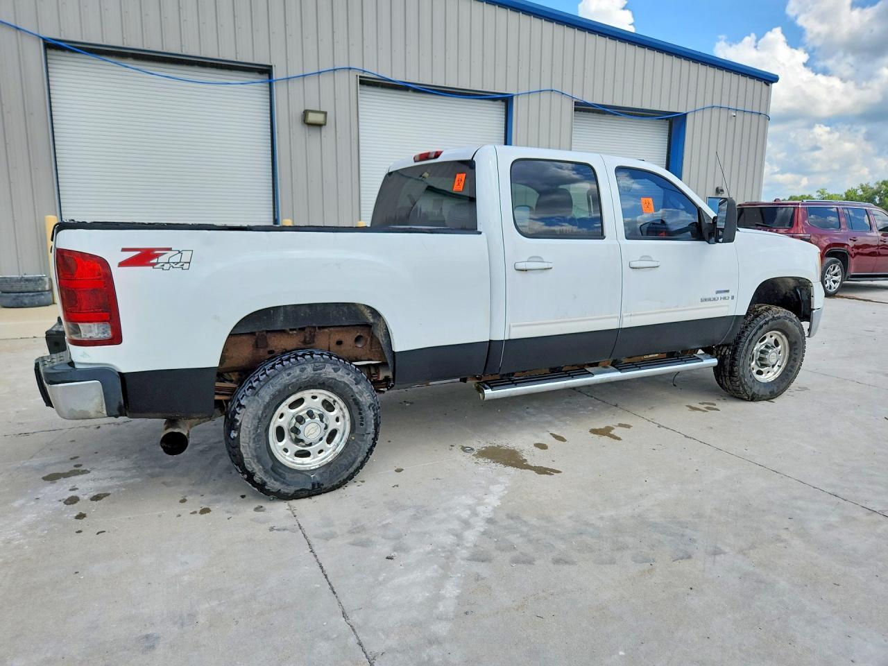 2008 GMC SIERRA K2500 HEAVY DUTY — Фото 3 из 12