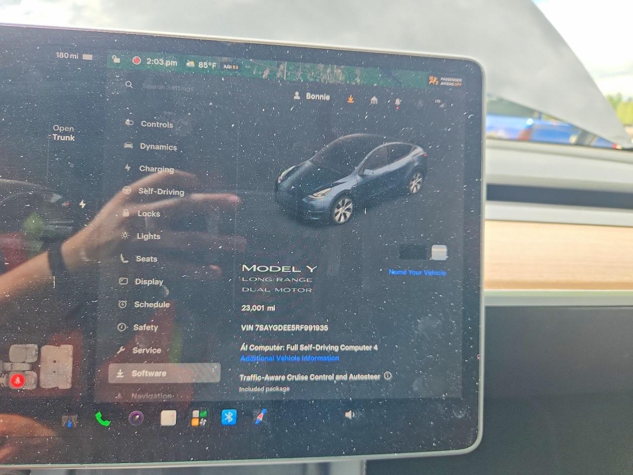 2024 TESLA MODEL Y — Фото 9 из 13