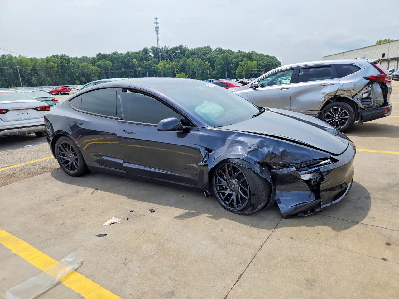 2024 TESLA MODEL 3 — Фото 4 из 12