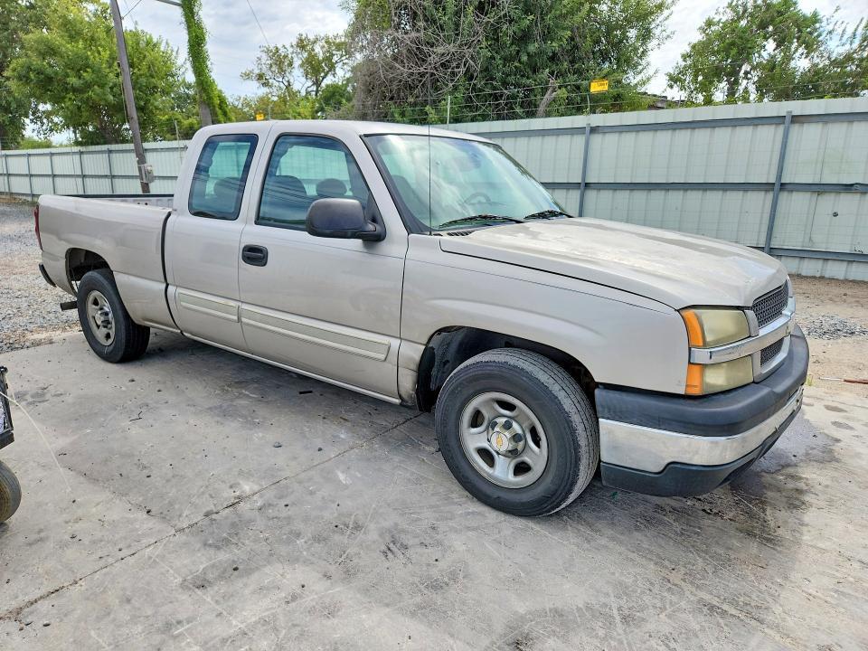 2004 CHEVROLET SILVERADO C1500 — Фото 4 из 12