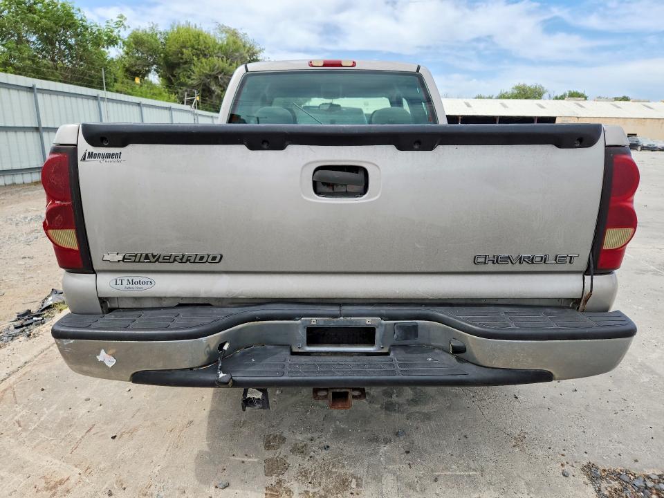 2004 CHEVROLET SILVERADO C1500 — Фото 6 из 12