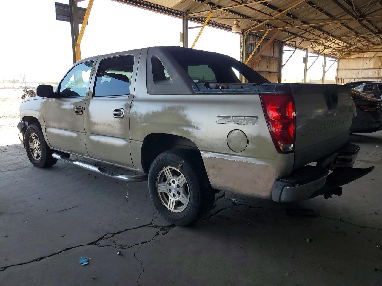 3GNEC12T44G165651 2004 CHEVROLET AVALANCHE photo no. 2